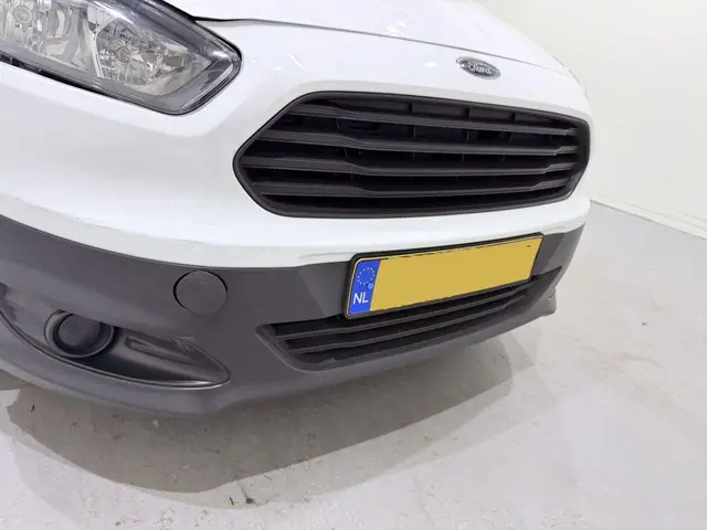 Ford Transit Courier Van 1.5 TDCI Airco NAP 2016 Diesel 27