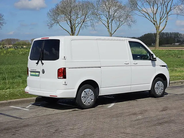 Volkswagen Transporter 2.0 TDI 2021 Diesel 3