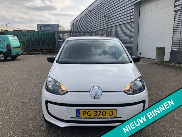 Volkswagen up! 1.0 cheer up! BlueMotion 2013 Benzine 6