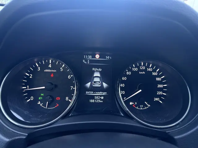 Nissan QASHQAI 1.2 Tekna 2016 Benzine 12