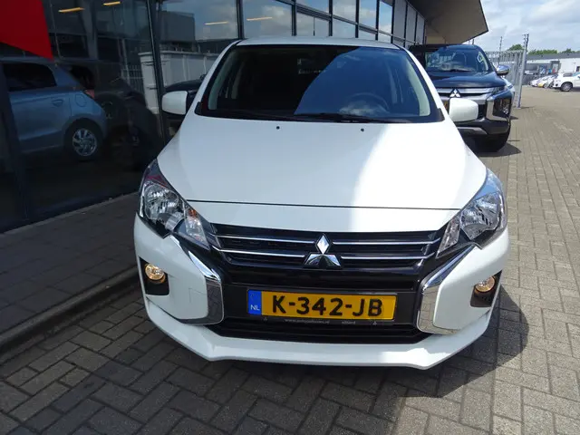 Mitsubishi Space Star 1.2 Active 2021 Benzine 11