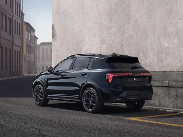 Lynk & Co 01 3