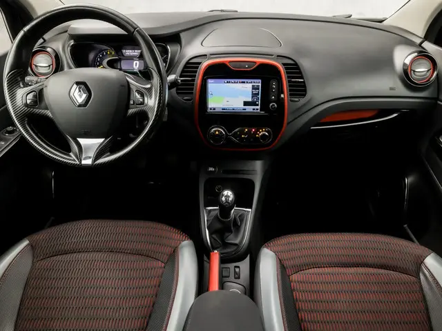 Renault Captur 0.9 TCe Helly Hansen 2015 Benzine 6