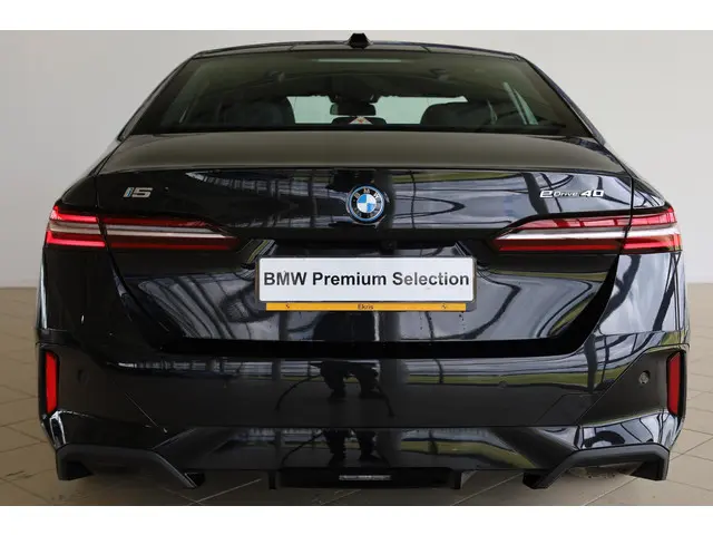 BMW i5 eDrive40 2025 Elektrisch 5