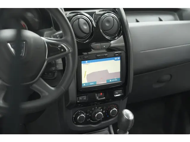 Dacia Duster TCe 120 4x2 Blackshadow 2017 Benzine 51
