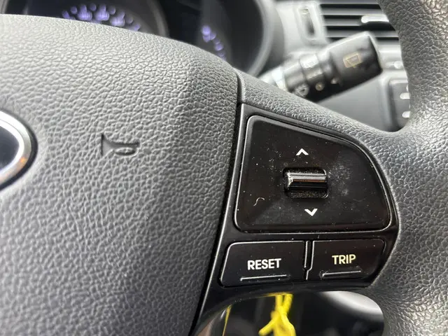 Kia Rio 1.2 CVVT Plus Pack 2012 Benzine 19