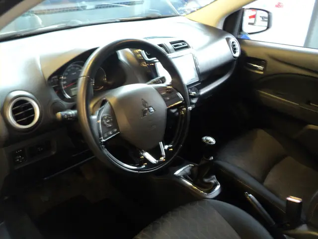 Mitsubishi Space Star 1.2 Active 2021 Benzine 9