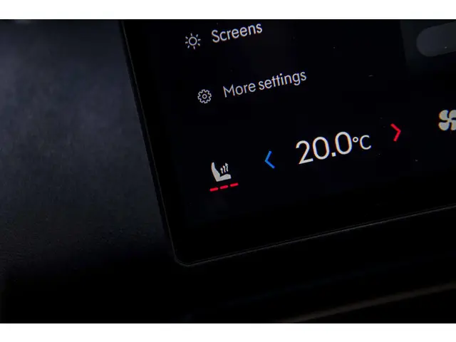 Lynk & Co 08 1.5 More 2026 Hybride Benzine 22