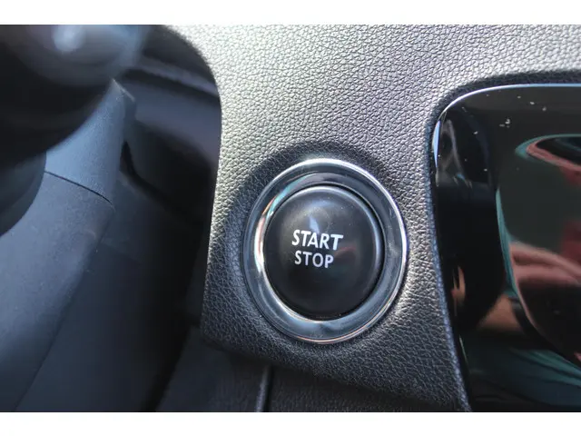 Renault Scénic 1.2 TCe Bose//Navi//Trekhaak!! 2013 Benzine 16
