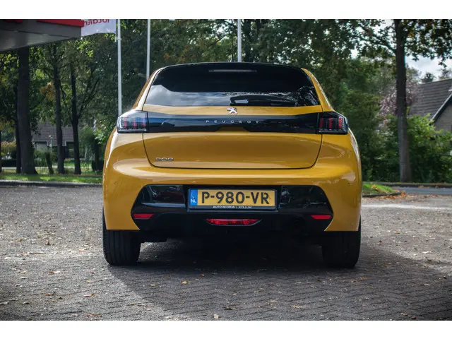 Peugeot 208 1.5 BlueHDi Allure Pack 2022 Diesel 15