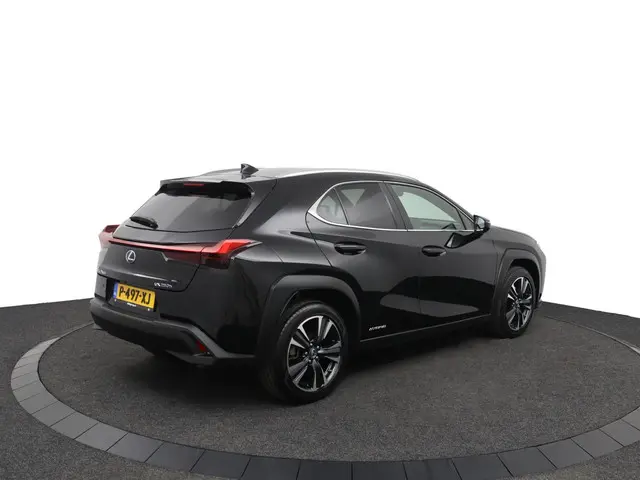Lexus UX 2