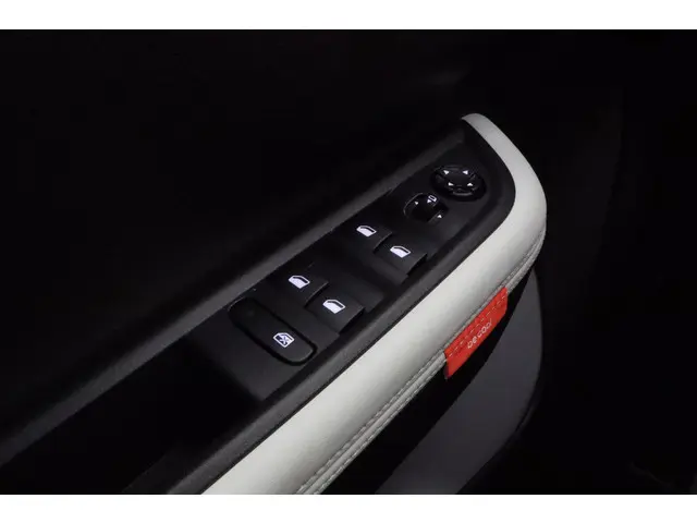 Citroën C3 1.2 Hybrid Max 2025 Hybride Benzine 19