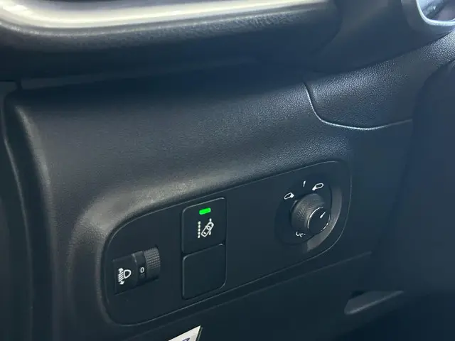 Citroën C3 1.2 PureTech S&S Business 2019 Benzine 11