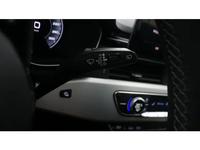 Audi A4 Avant 40 TFSI 204Pk S Edition 2022 Benzine 25