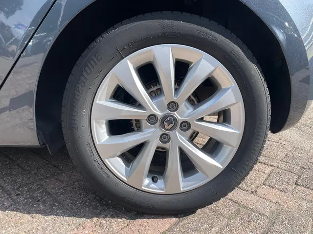 Renault Clio 1.0 TCe Intens 2020 Benzine 5