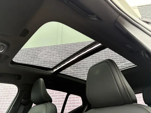 Volvo XC40 2.0 T5 AWD Intro Edition 2018 Benzine 35