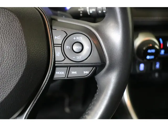 Toyota RAV4 2.5 Hybrid AWD Style 2020 Hybride Benzine 17