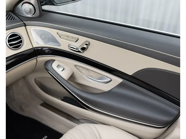 Mercedes-Benz S-Klasse AMG 65 Lang 2016 Benzine 73