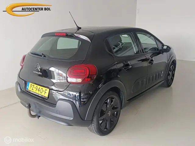 Citroën C3 1.2 S&S Shine 110PK 2017 Benzine 2
