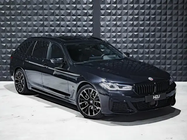 BMW 5 Serie Touring 530i xDrive M Sport 2022 Benzine 36