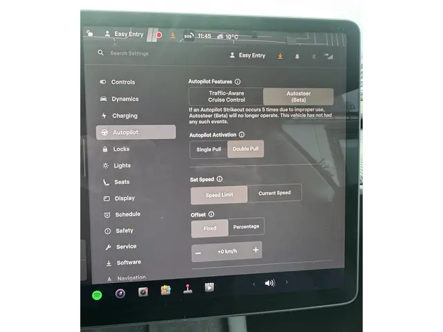 Tesla Model 3 Performance AWD 75 kWh 2023 Elektrisch 11