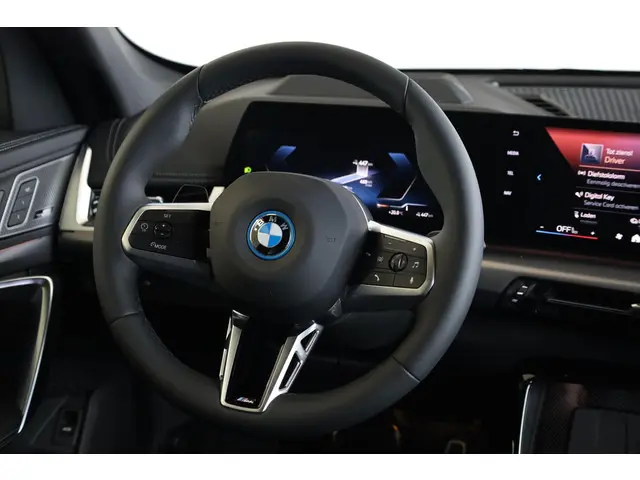 BMW iX1 eDrive20 2025 Elektrisch 10