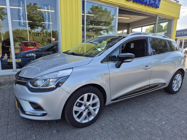 Renault Clio Estate 0.9 TCe Limited 2020 Benzine 4