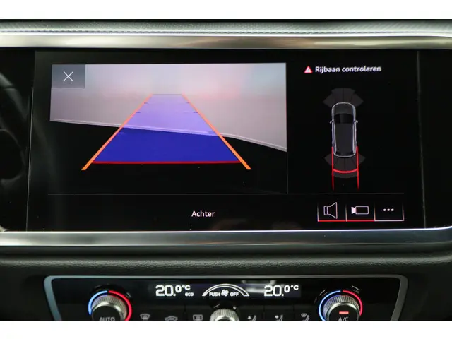 Audi Q3 45 TFSI e S edition 2021 Hybride Benzine 46