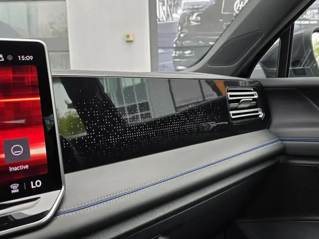 Volkswagen Tiguan 1.5 eTSI R-Line Edition 2024 Benzine 43
