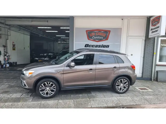 Mitsubishi ASX 1.6 Cleartec Connect Pro+ 2018 Benzine 2