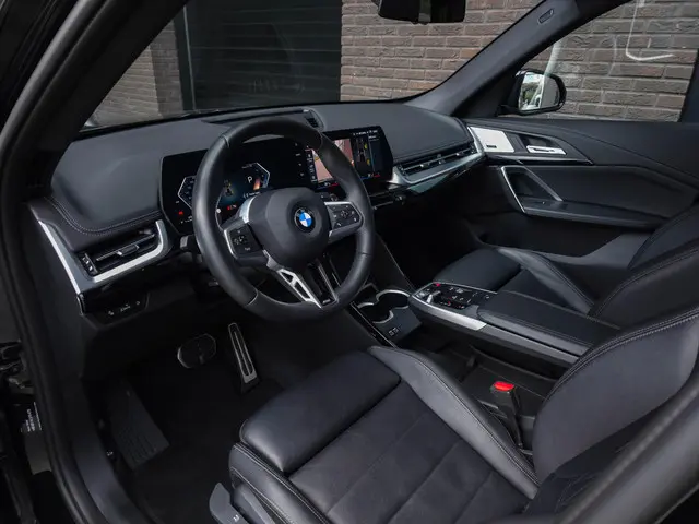 BMW X1 sDrive18i 2024 Benzine 13