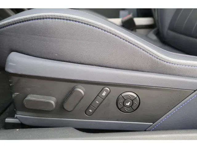 MINI Electric Cooper SE 2024 Elektrisch 13