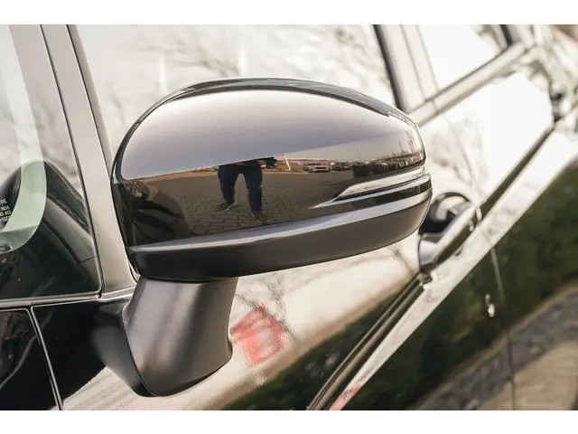 Honda Jazz 1.3i VTEC ELEGANCE 2020 Benzine 38