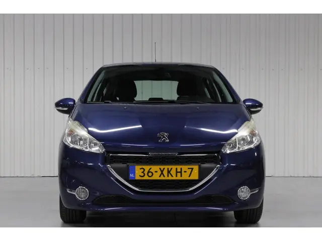 Peugeot 208 2