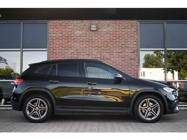 Mercedes-Benz GLA 250 e AMG 2021 Hybride Benzine 62