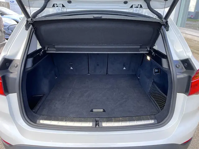 BMW X1 sDrive20i Executive 2017 Benzine 19