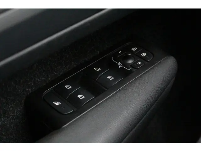 Volvo XC40 1.5 T2 Momentum Core 2021 Benzine 23