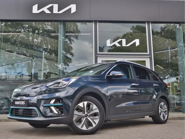 Kia e-Niro ExecutiveLine 64 kWh 3-Fase 2022 Elektrisch