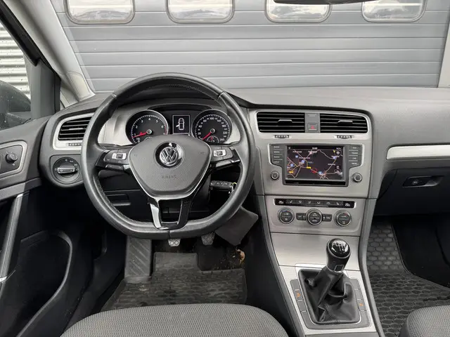 Volkswagen Golf 1.2 TSI Connected Series 2016 Benzine 12