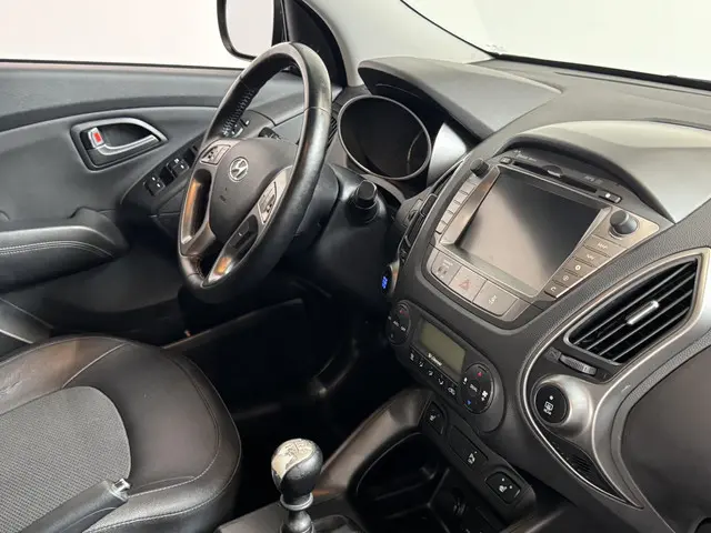 Hyundai ix35 1.6i GDI i-Vision 2015 Benzine 31