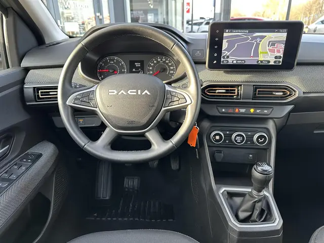 Dacia Sandero Stepway TCe 90 Journey 2025 Benzine 13