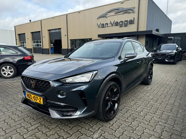 CUPRA Formentor 2.0 TSI 4DRIVE 2022 Benzine 23