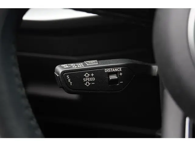 Audi A3 Limousine 35 TFSI S edition 2020 Benzine 22
