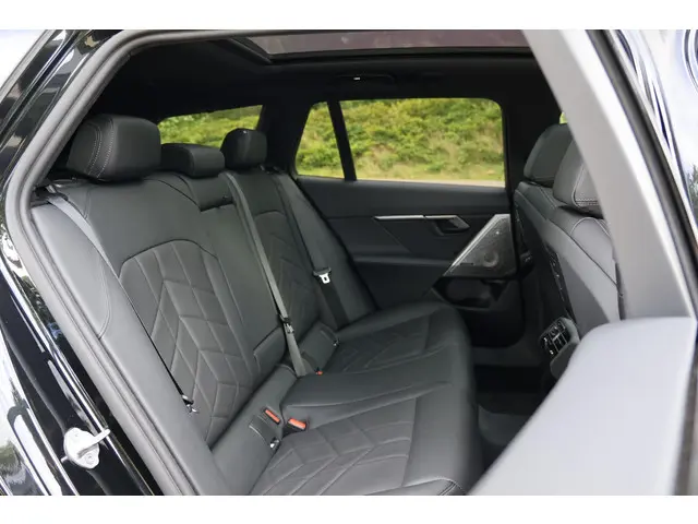 BMW 5 Serie Touring 540d xDrive 2024 Diesel 24