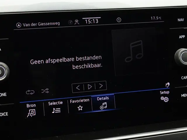 Volkswagen Polo 1.0TSI/110PK Style DSG 2022 Benzine 40