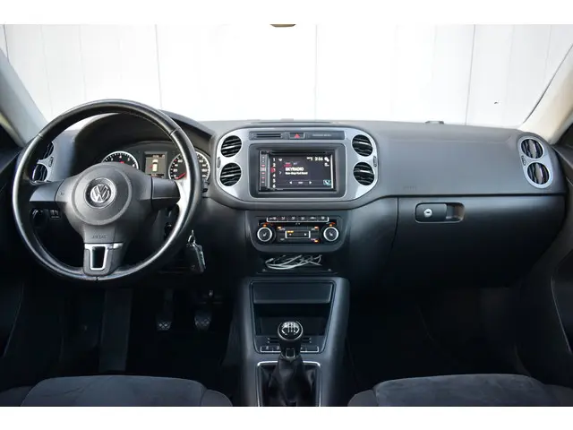 Volkswagen Tiguan 1.4 TSi R-Line Edition 2013 Benzine 6