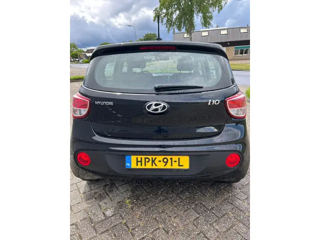 Hyundai i10 1.0i i-Motion Comfort 2017 Benzine 3