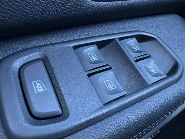 Dacia Duster 1.0 TCe Prestige 2021 Benzine 35