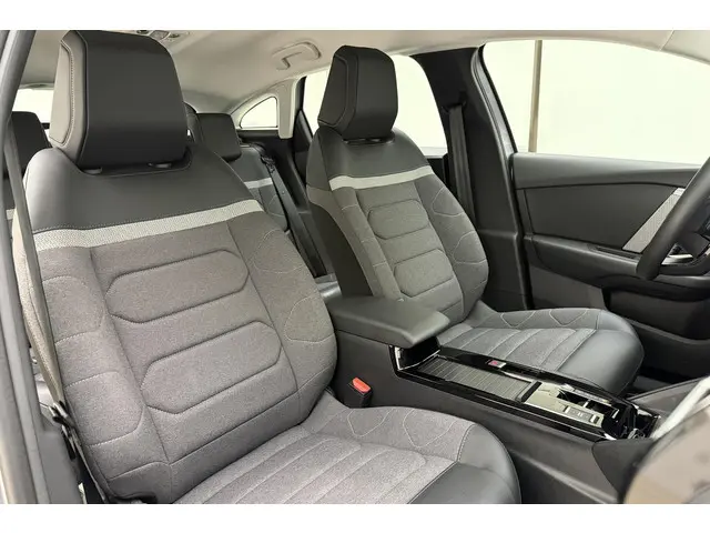 Citroën C4 1.2 Hybrid Max 2024 Hybride Benzine 15