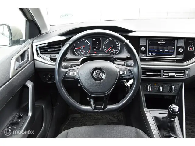 Volkswagen Polo 1.0 TSI Comfortline 2018 Benzine 12